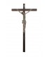 Crucifixo de Madeira com Cristo em Plástico 30 x 17 5 cm